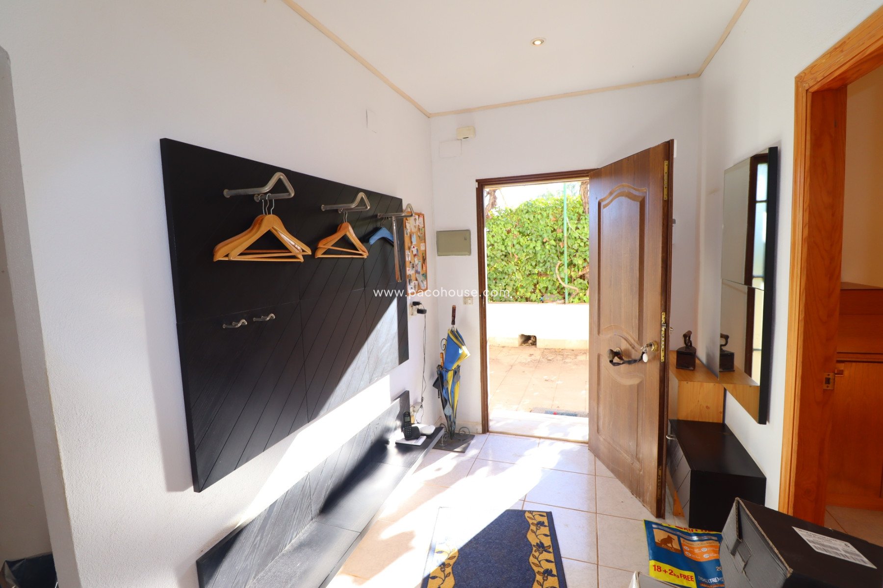 Resale - Country House -
Purias