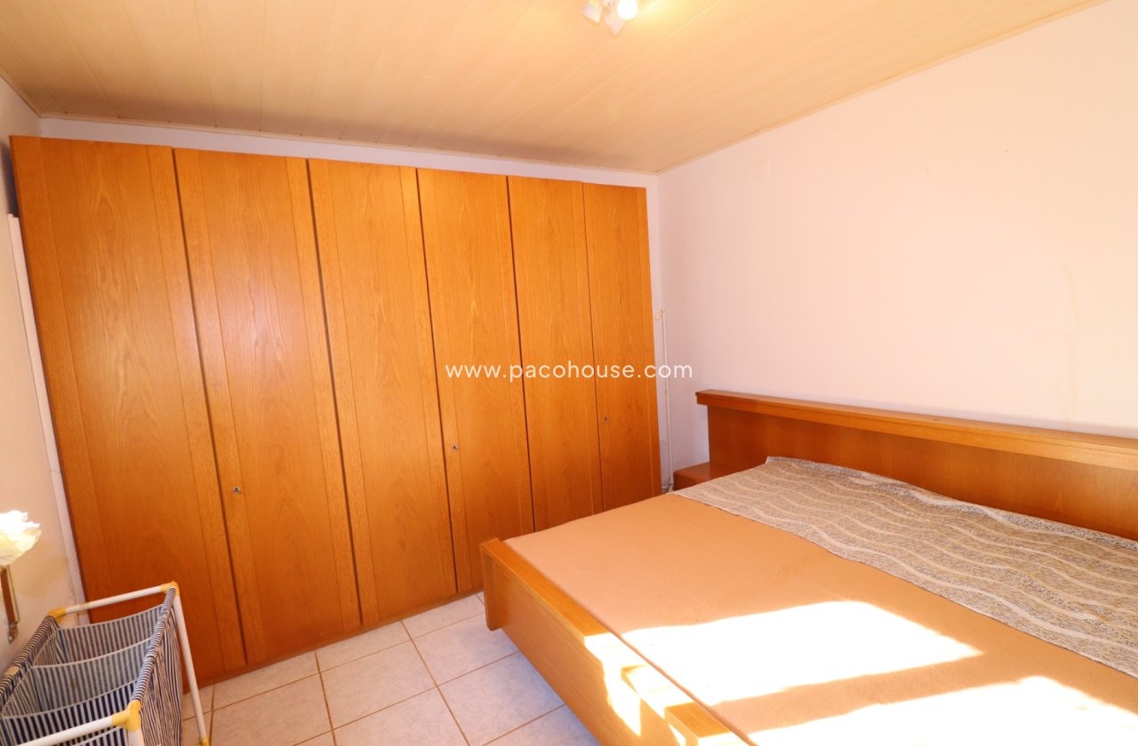 Resale - Country House -
Purias