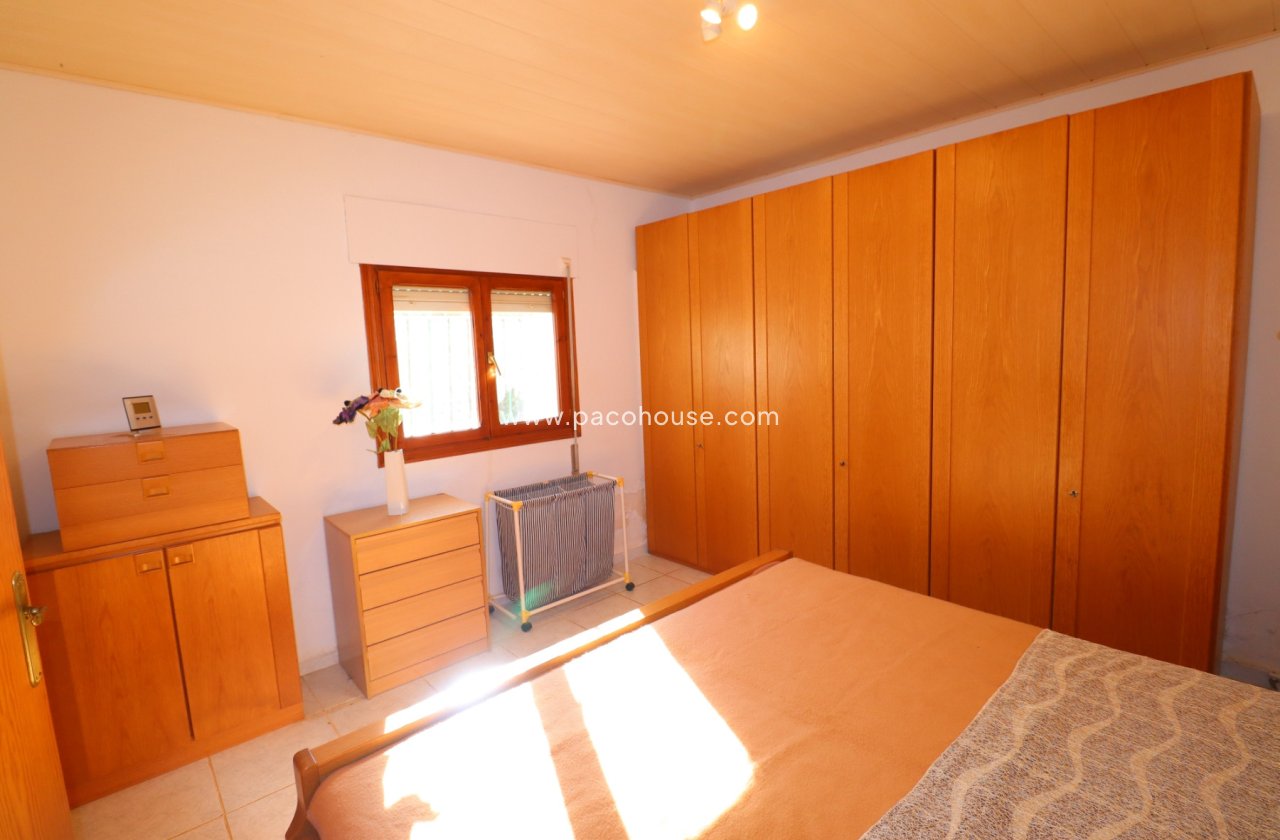 Resale - Country House -
Purias