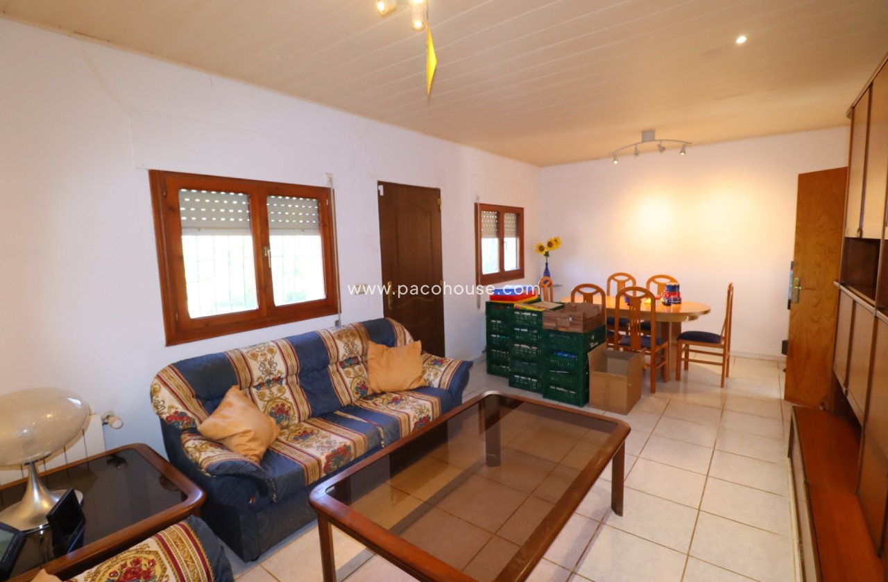 Resale - Country House -
Purias