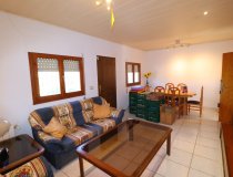 Resale - Country House -
Purias