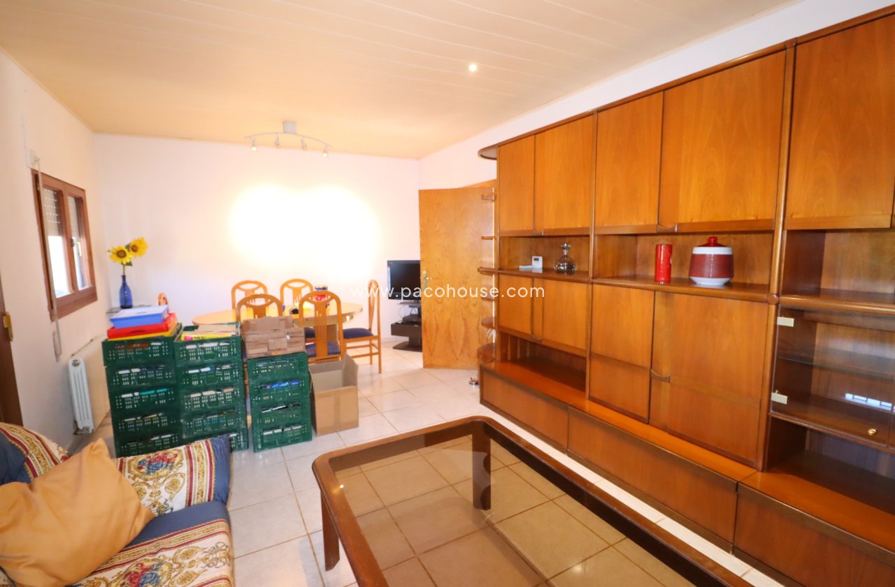 Resale - Country House -
Purias