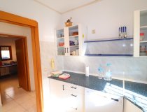 Resale - Country House -
Purias