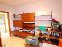 Resale - Country House -
Purias