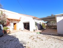 Resale - Country House -
Purias