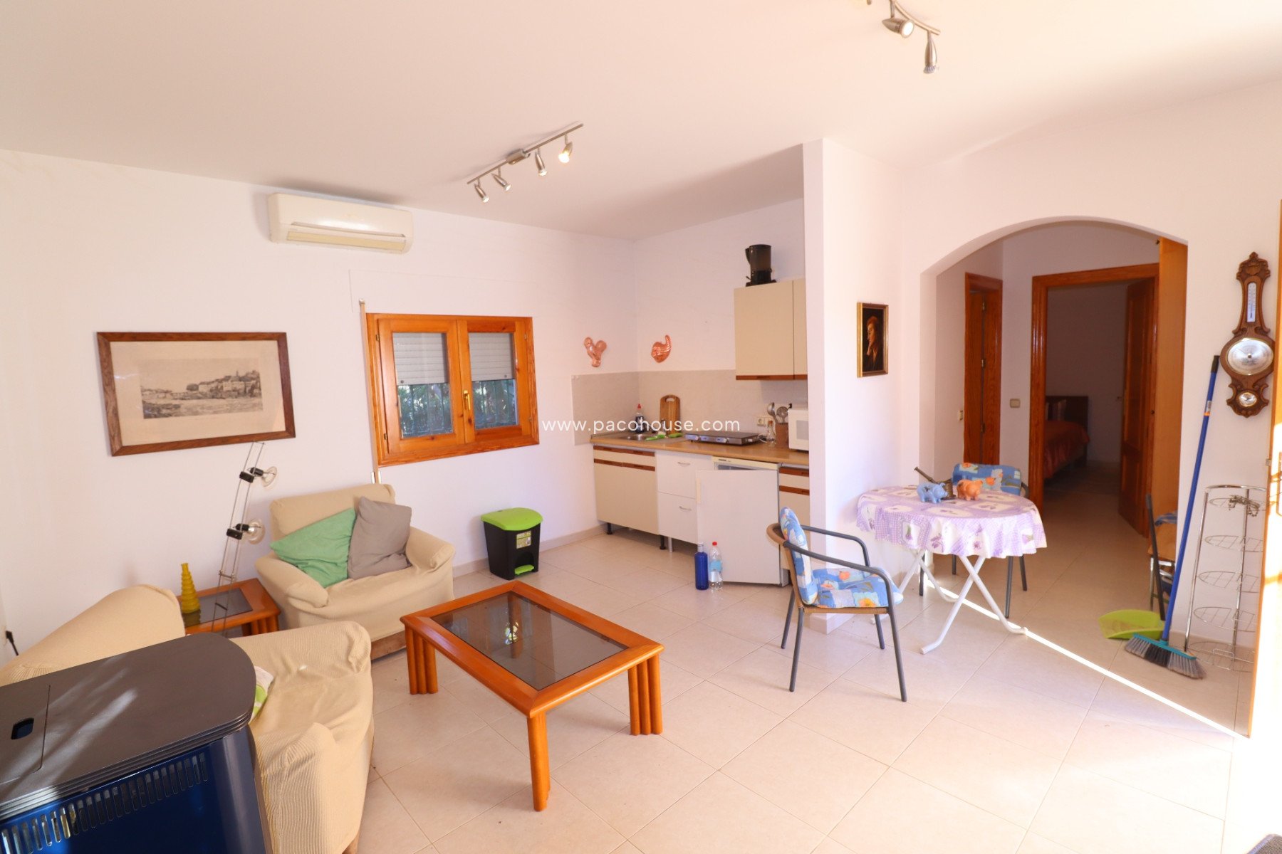 Resale - Country House -
Purias