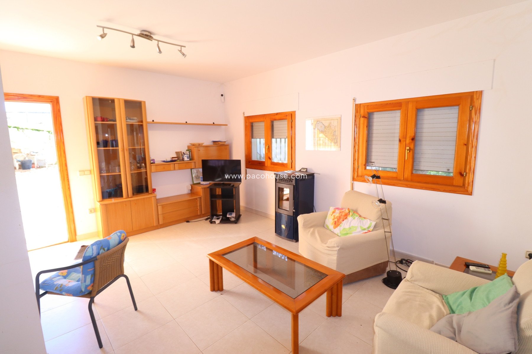 Resale - Country House -
Purias