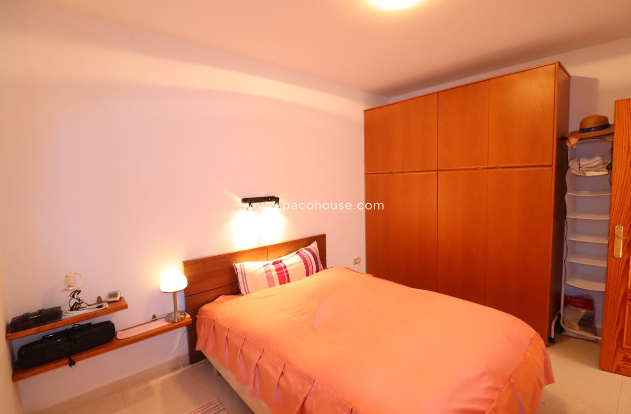 Resale - Country House -
Purias