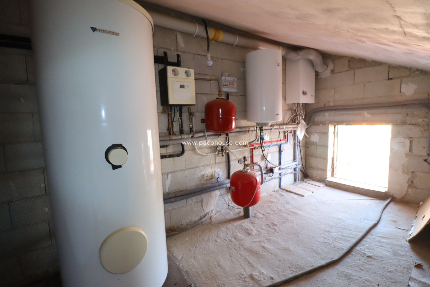 Resale - Country House -
Purias