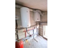 Resale - Country House -
Purias