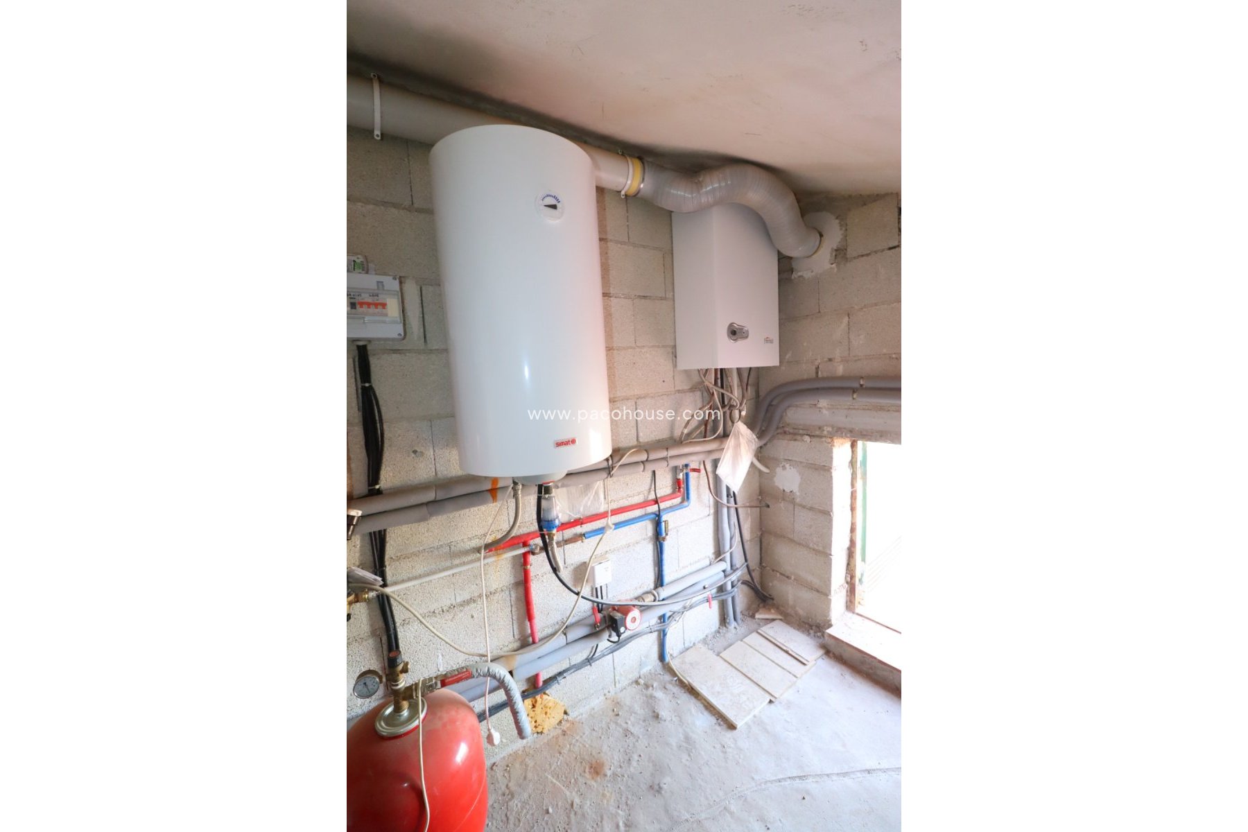 Resale - Country House -
Purias