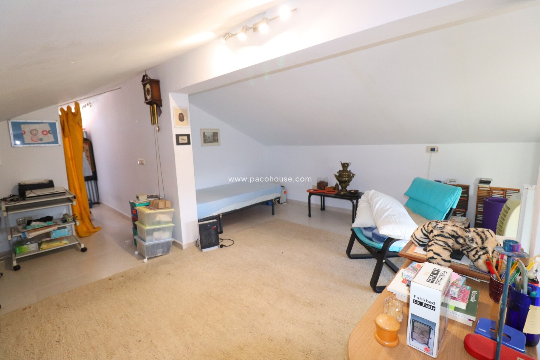 Resale - Country House -
Purias