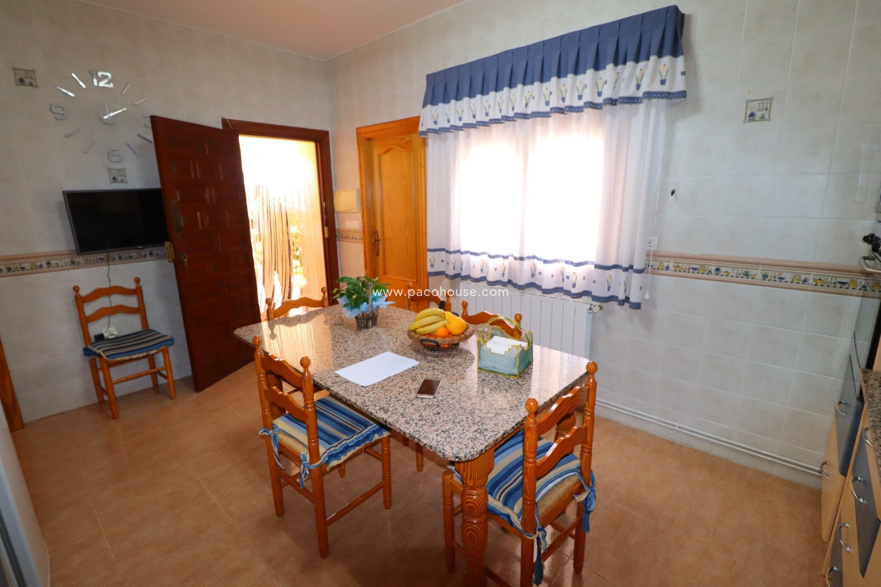 Resale - Country House -
Purias