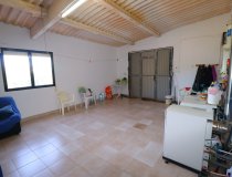 Resale - Country House -
Purias