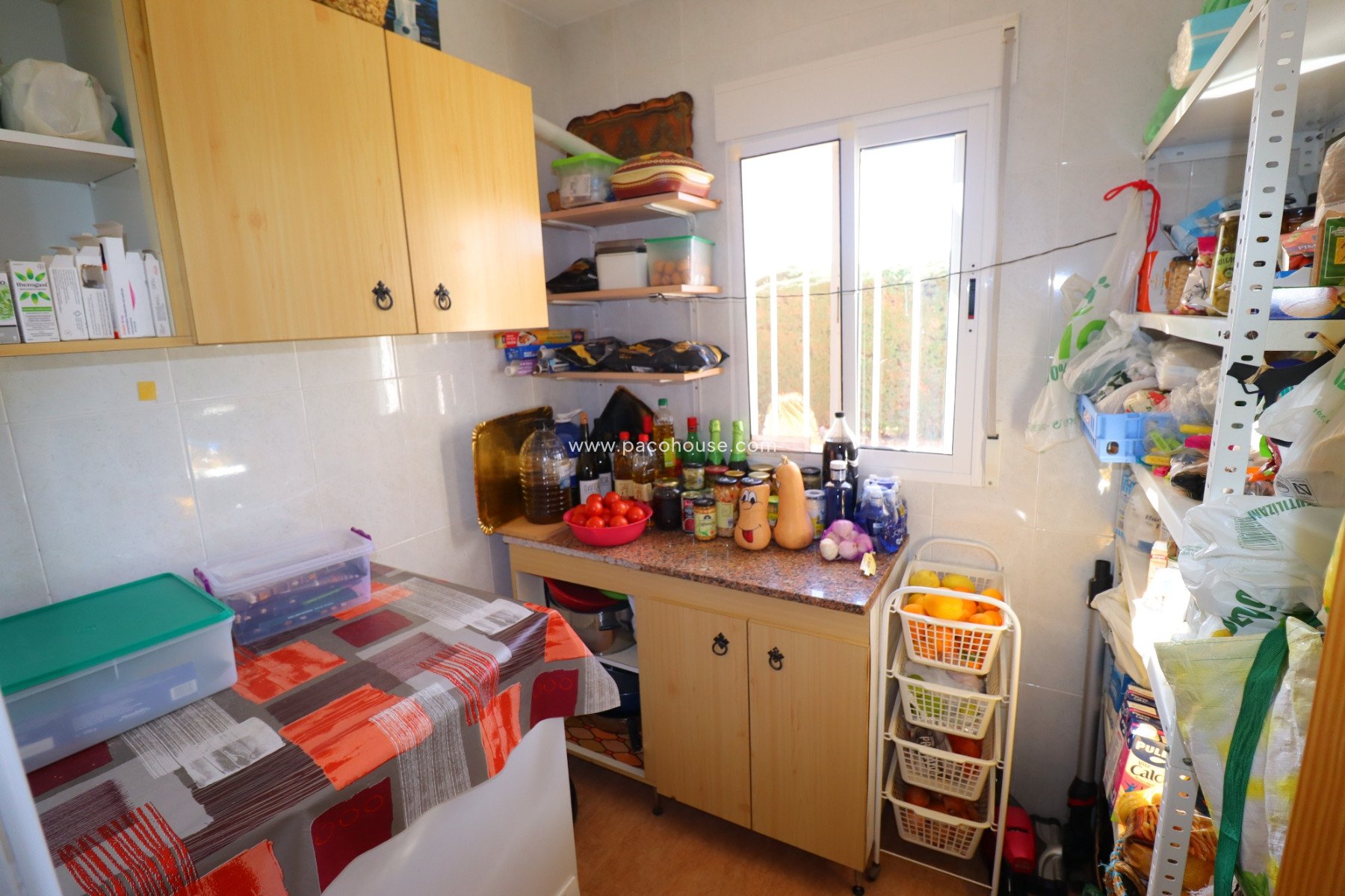 Resale - Country House -
Purias