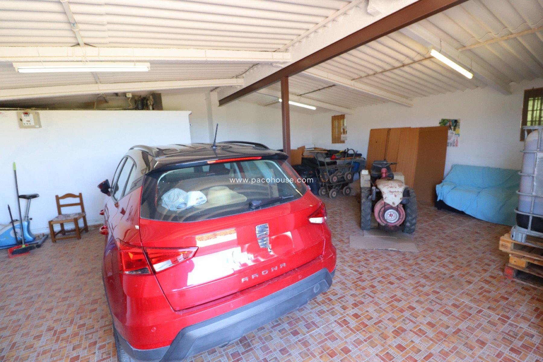 Resale - Country House -
Purias
