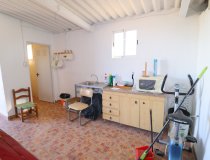 Resale - Country House -
Purias