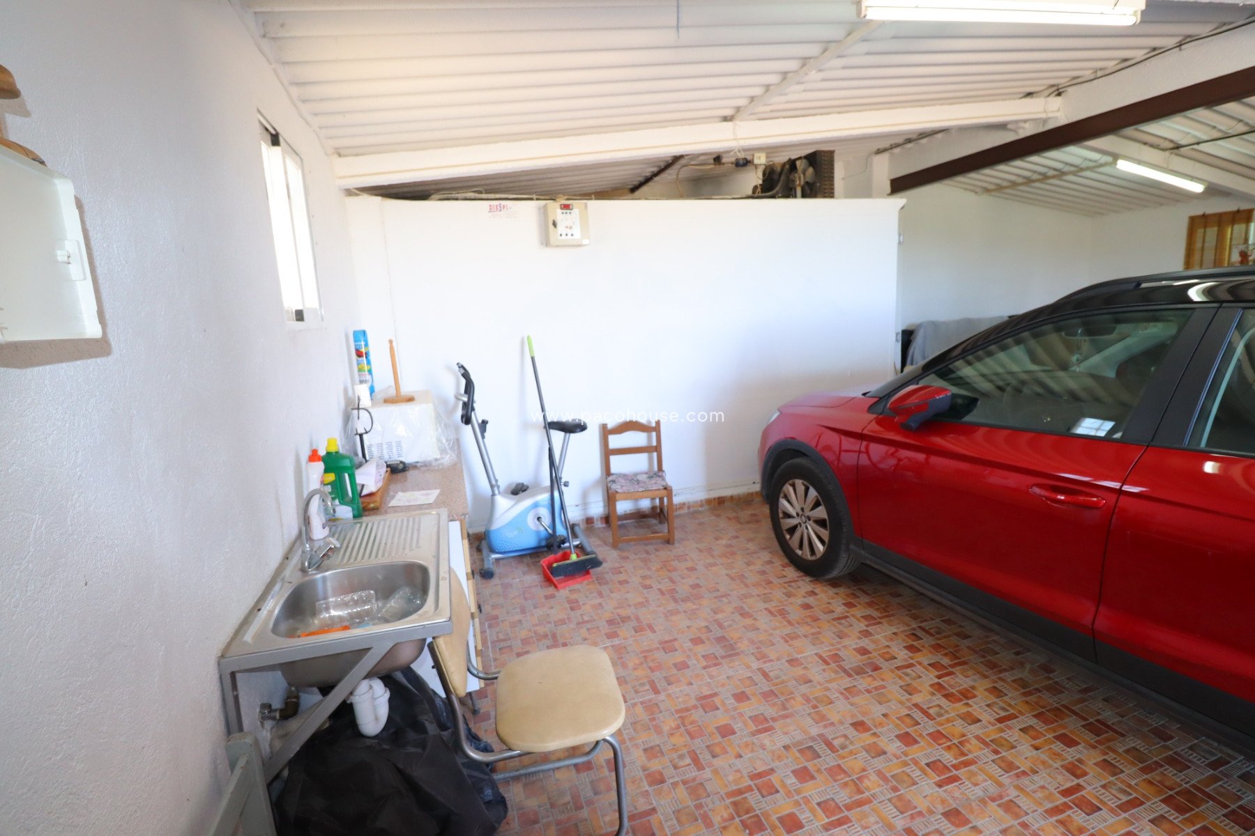 Resale - Country House -
Purias