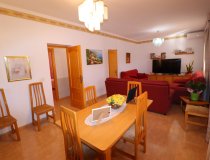 Resale - Country House -
Purias