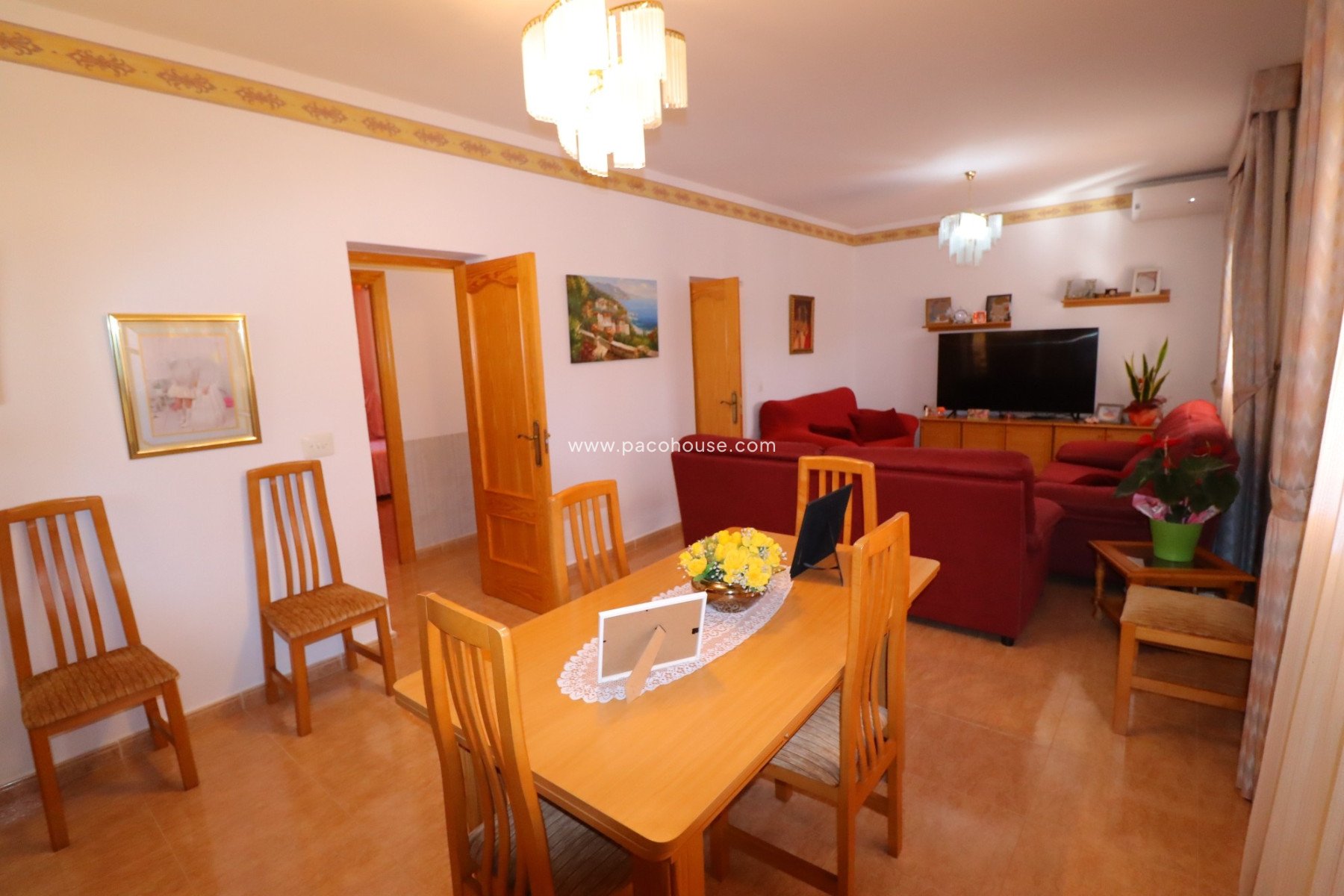Resale - Country House -
Purias