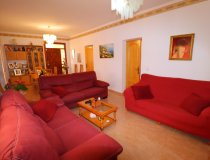 Resale - Country House -
Purias