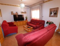 Resale - Country House -
Purias