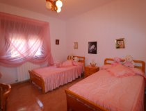 Resale - Country House -
Purias