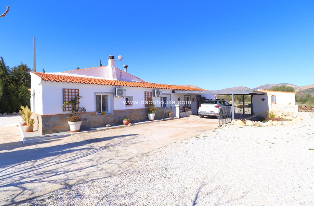 Resale - Country House -
Velez-Blanco