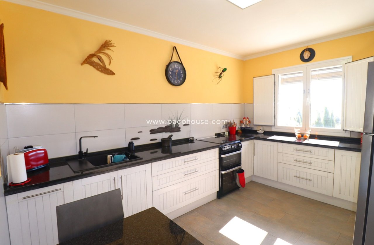 Resale - Country House -
Velez-Blanco