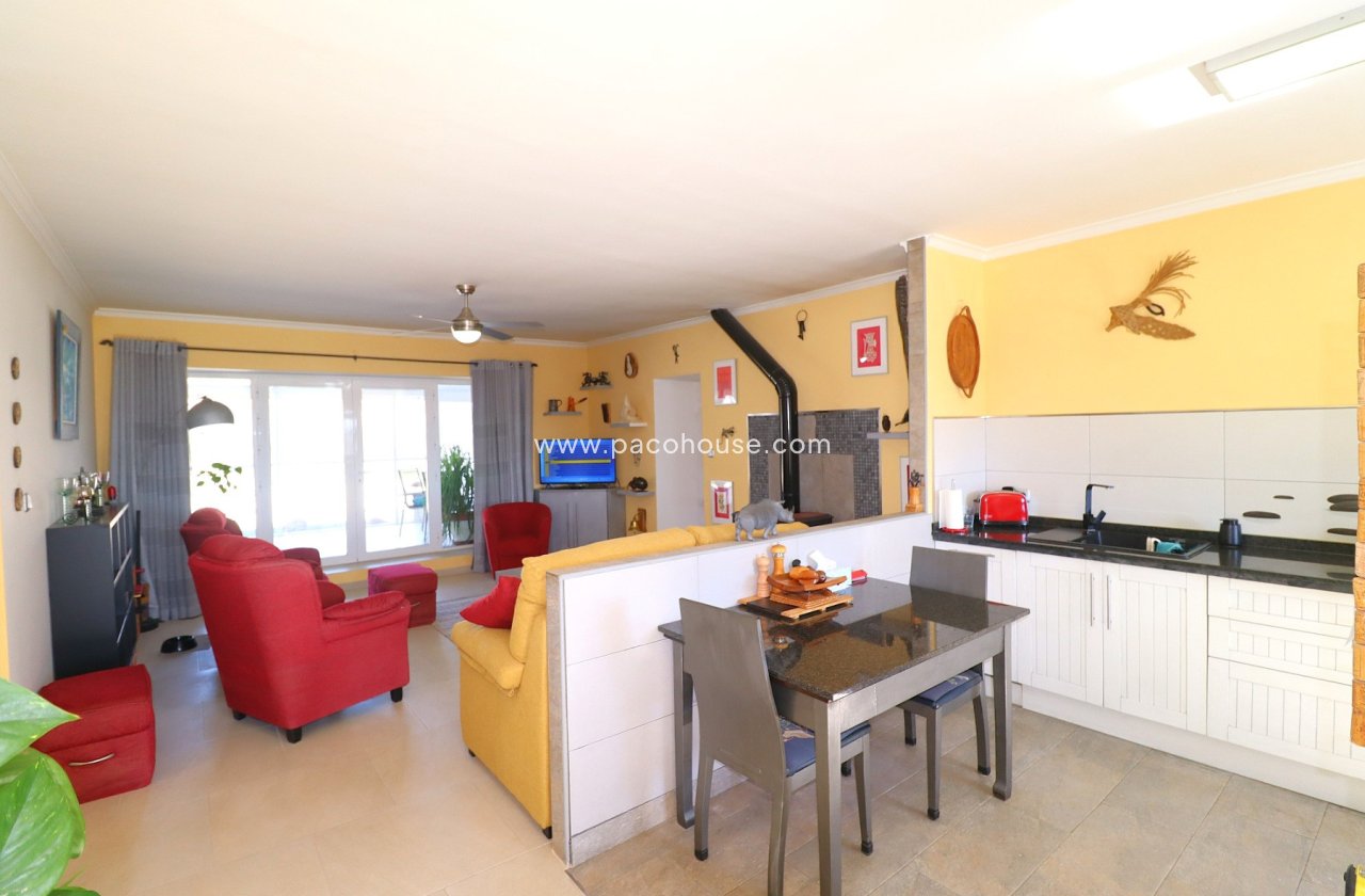 Resale - Country House -
Velez-Blanco