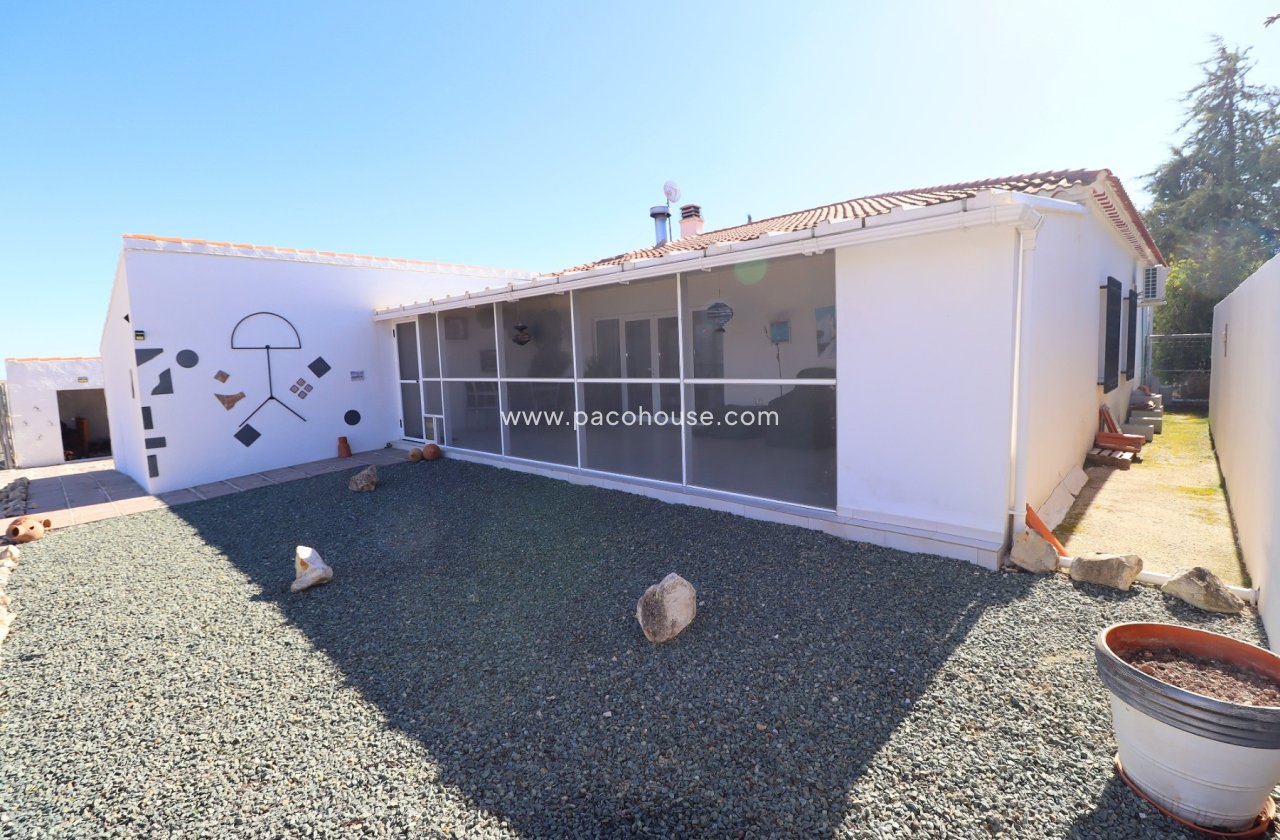 Resale - Country House -
Velez-Blanco