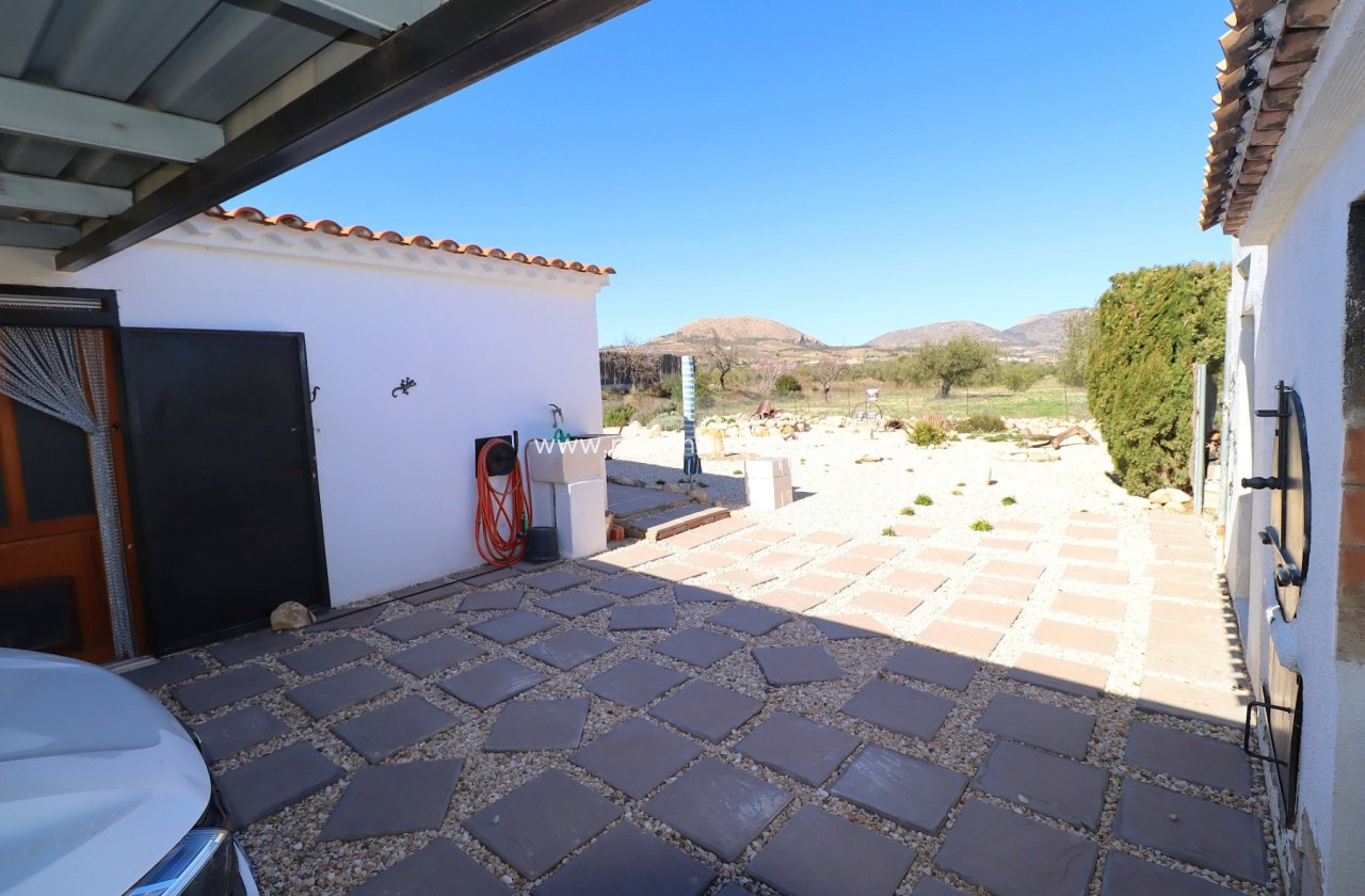 Resale - Country House -
Velez-Blanco