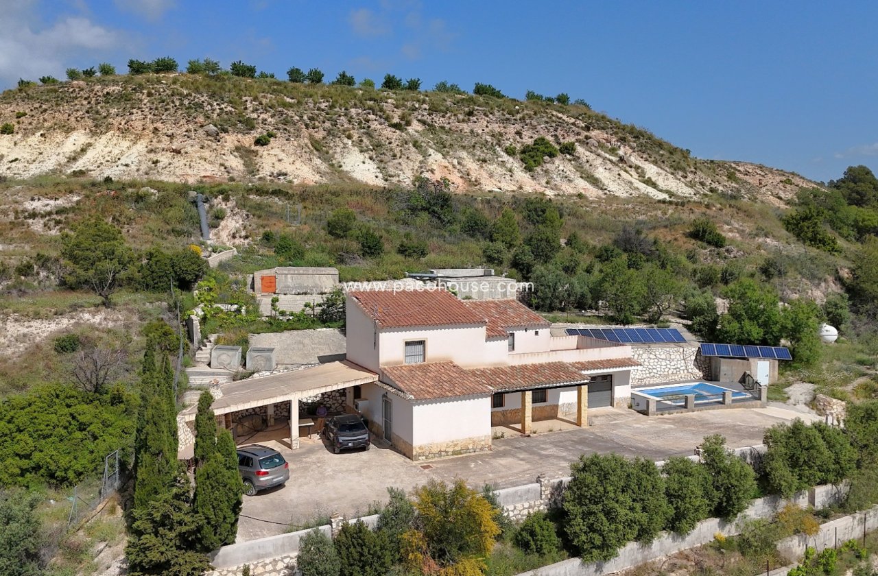 Resale - Country House -
Velez-Blanco