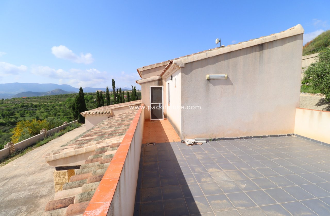 Resale - Country House -
Velez-Blanco