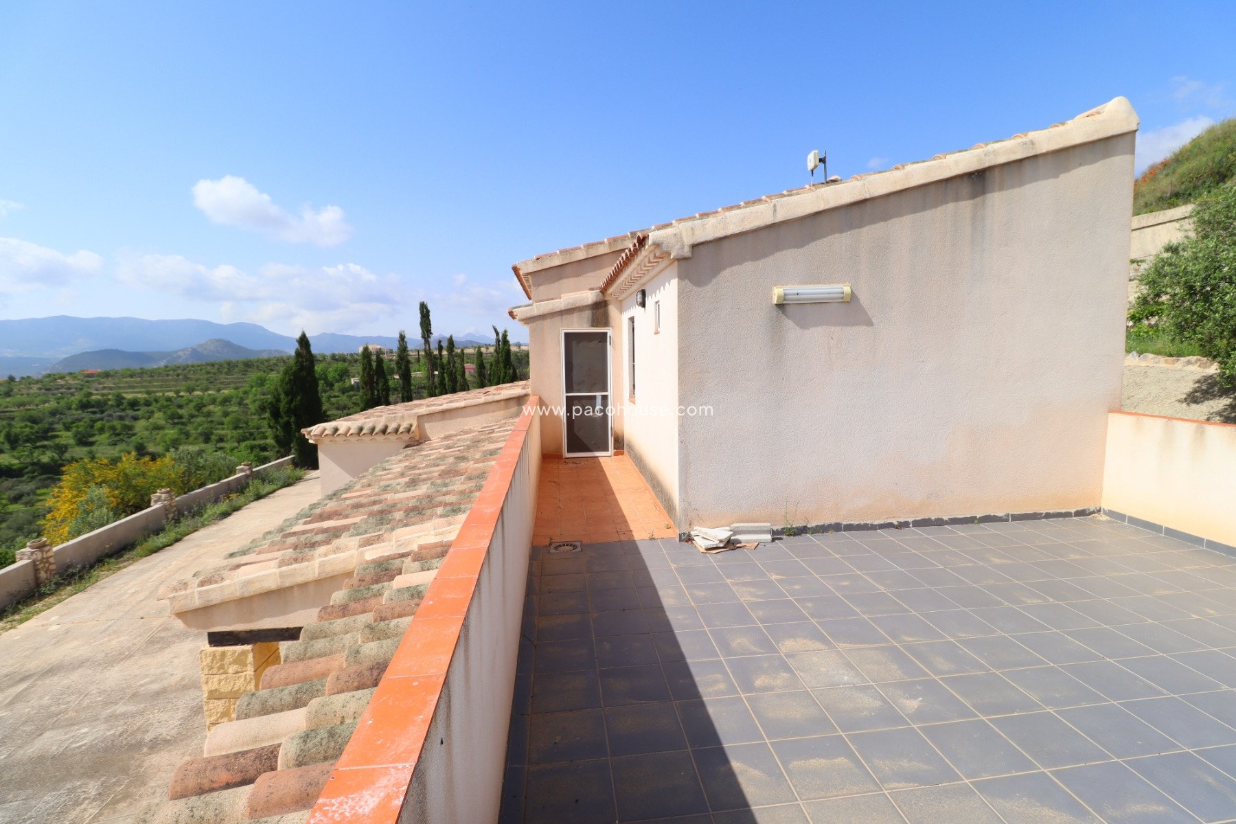 Resale - Country House -
Velez-Blanco