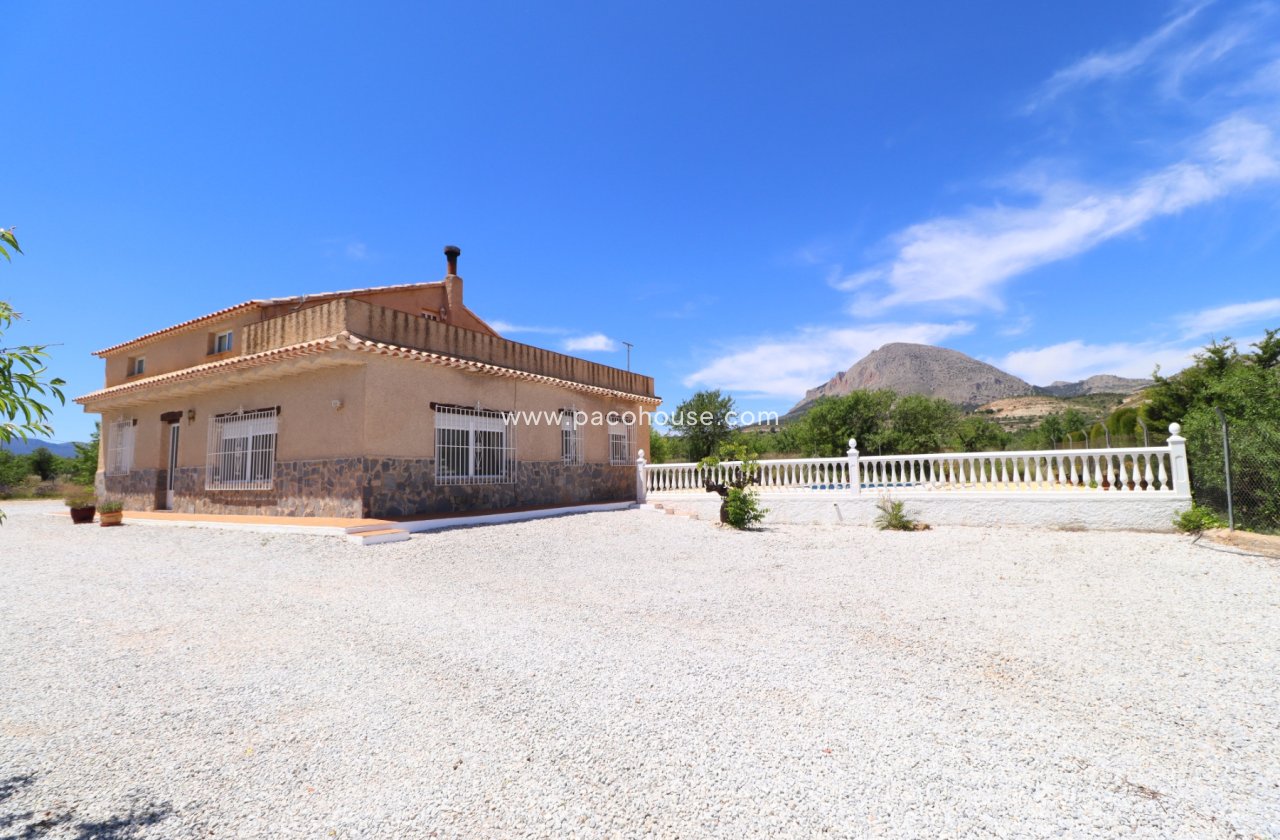 Resale - Country House -
Velez-Blanco