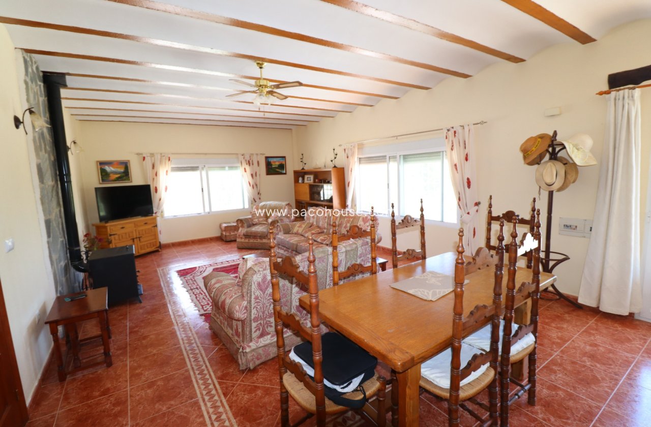 Resale - Country House -
Velez-Blanco