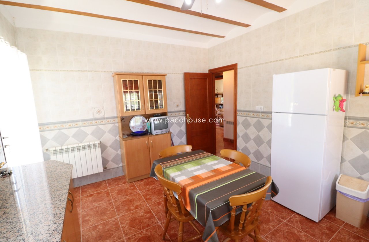Resale - Country House -
Velez-Blanco