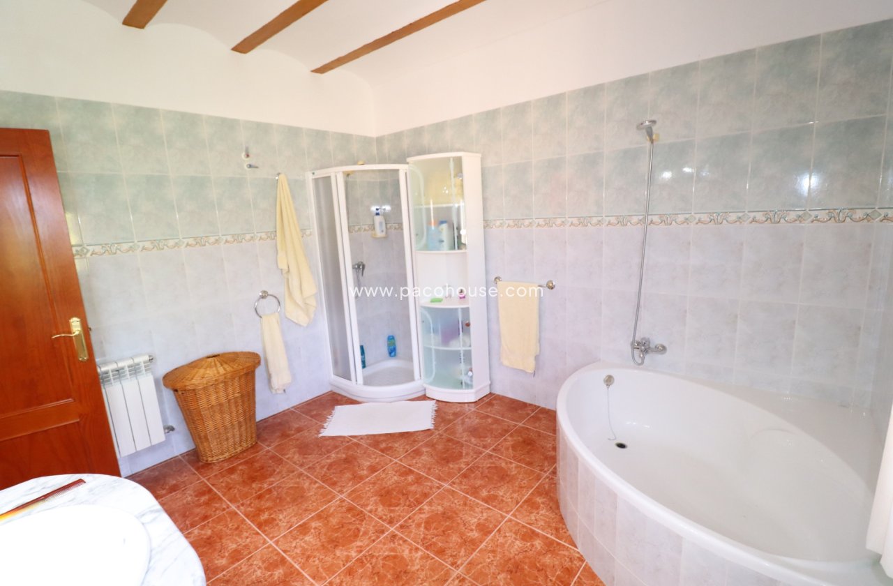 Resale - Country House -
Velez-Blanco