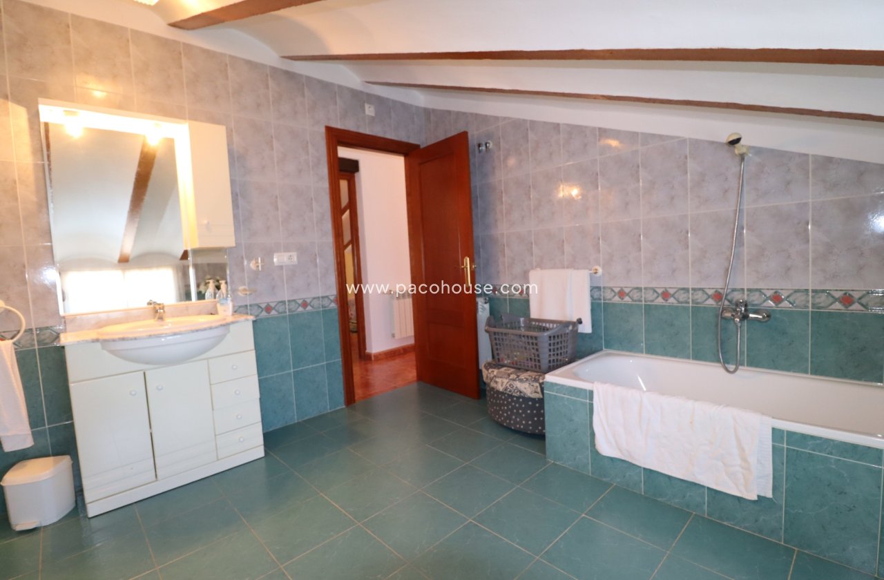 Resale - Country House -
Velez-Blanco
