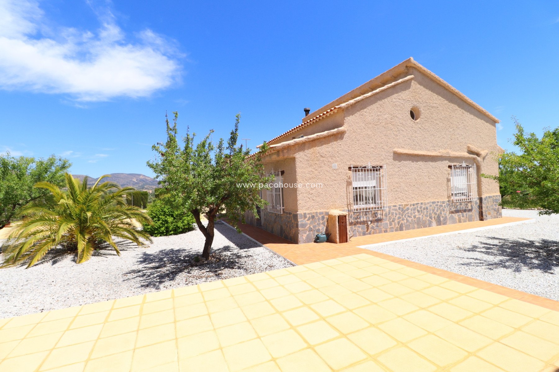 Resale - Country House -
Velez-Blanco