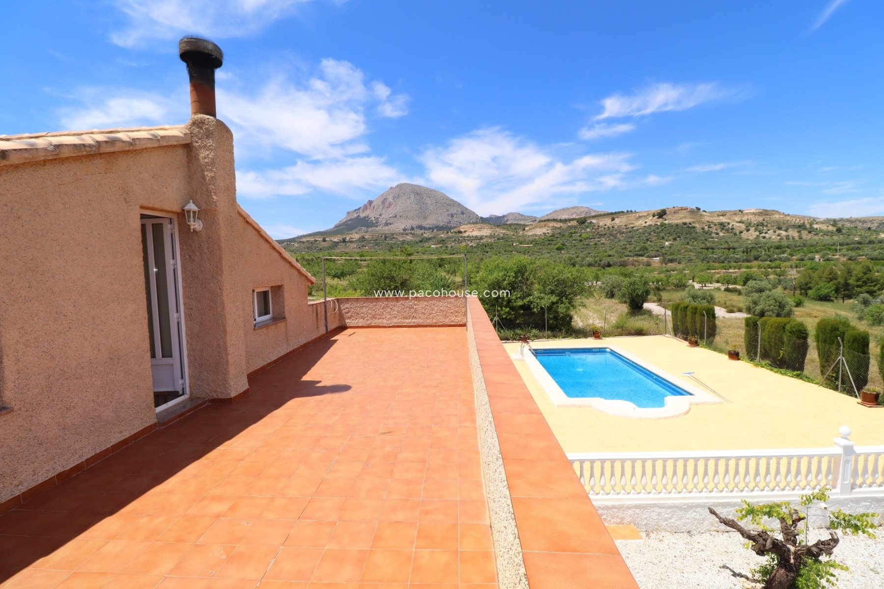Resale - Country House -
Velez-Blanco