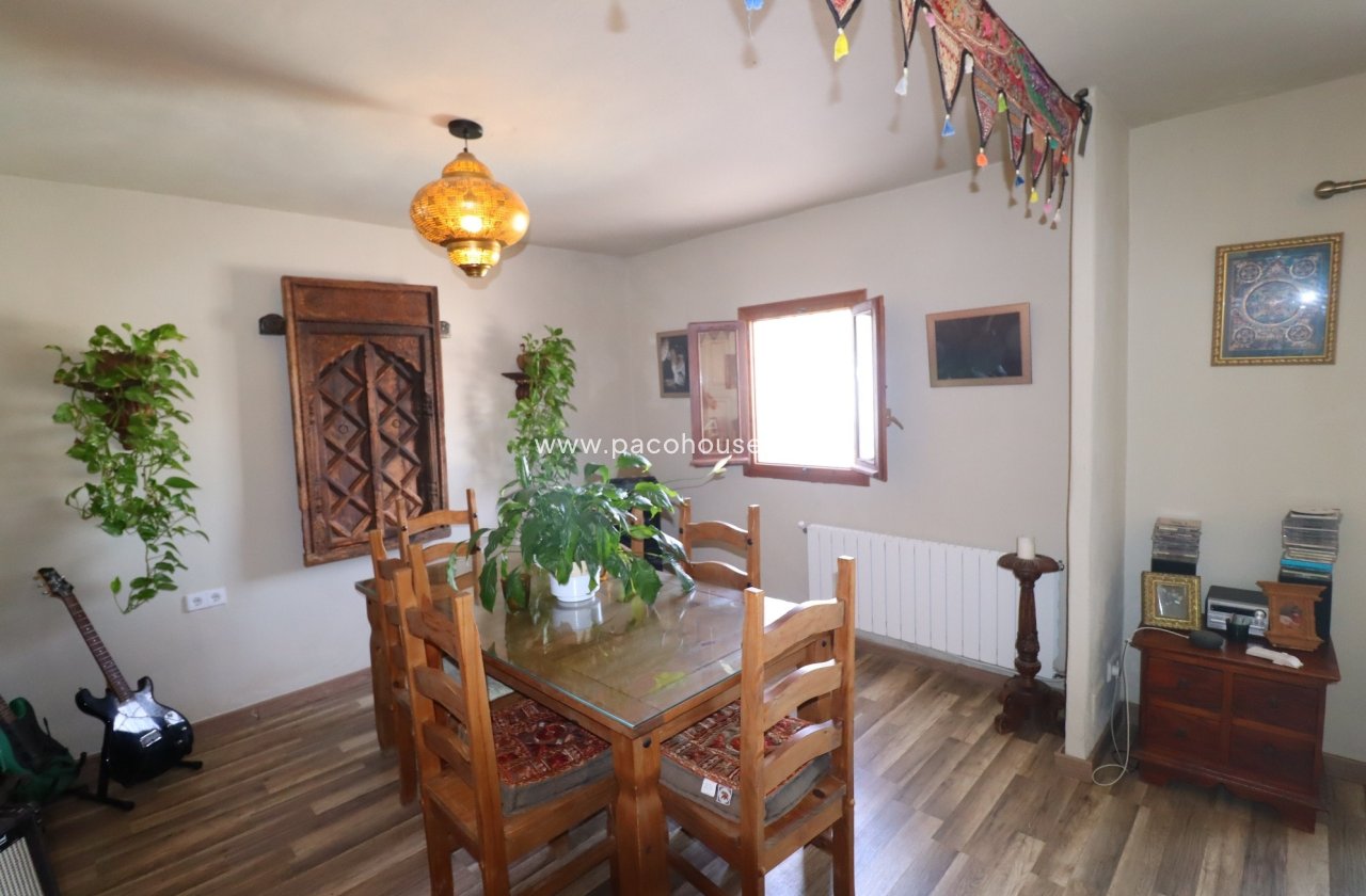 Resale - Country House -
Velez-Rubio