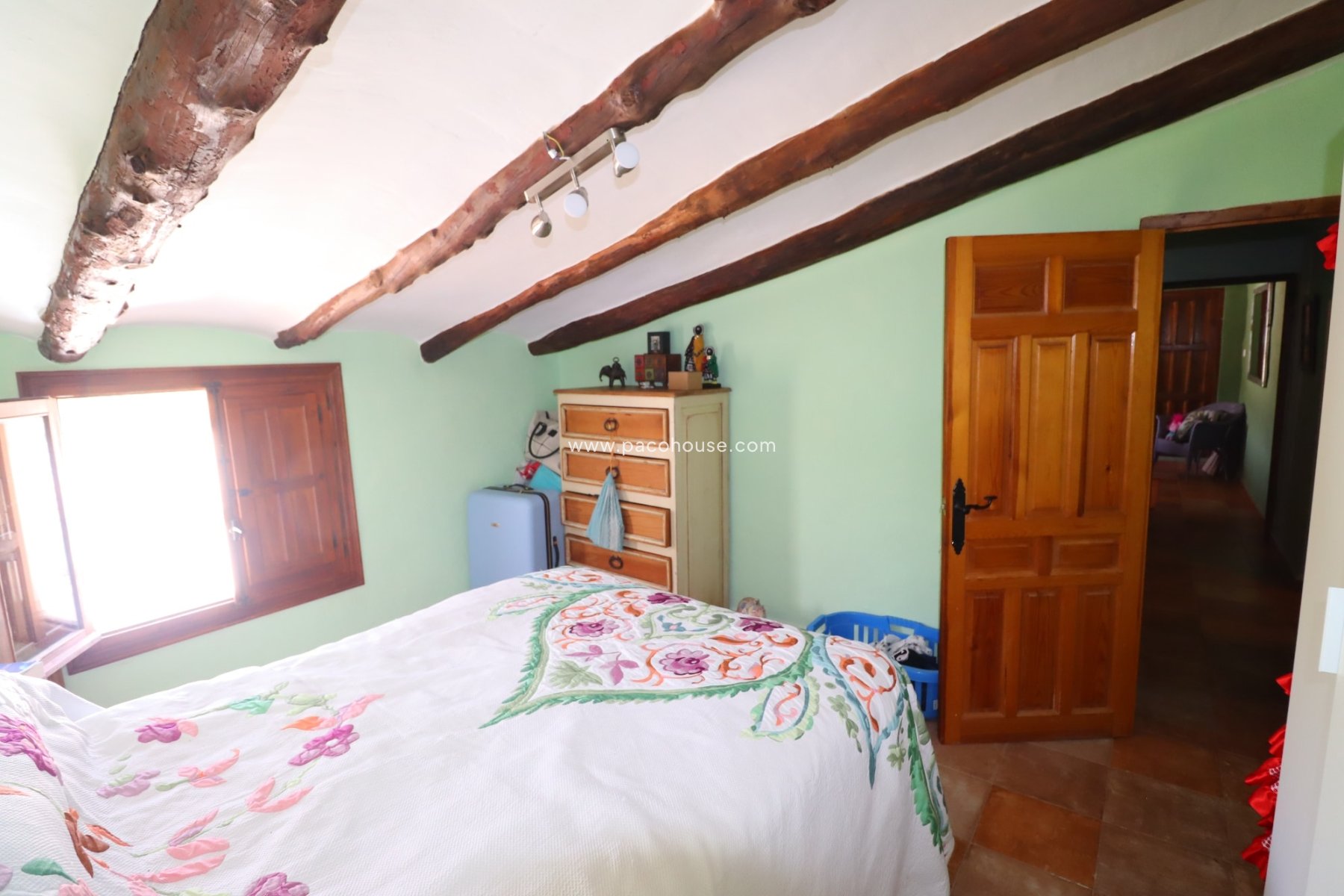 Resale - Country House -
Velez-Rubio