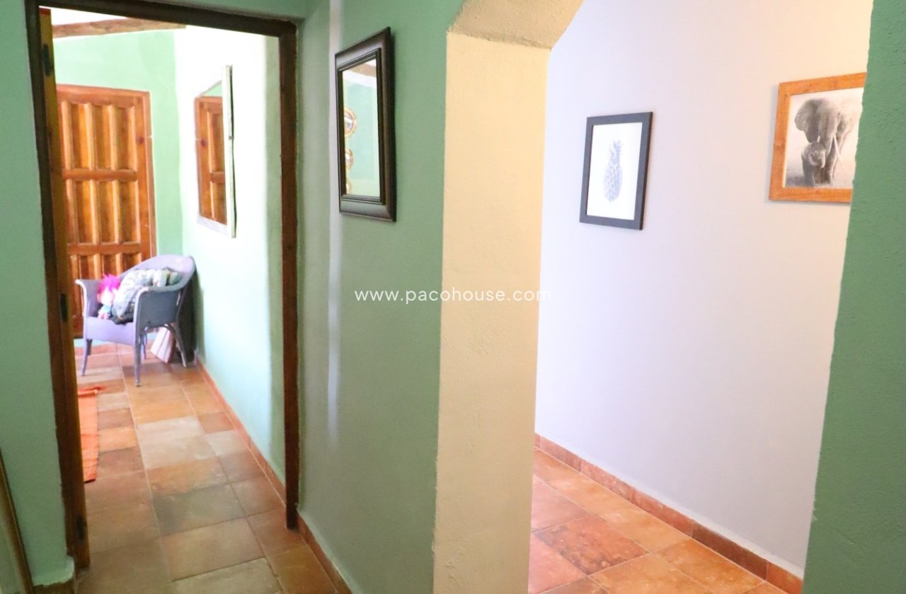 Resale - Country House -
Velez-Rubio
