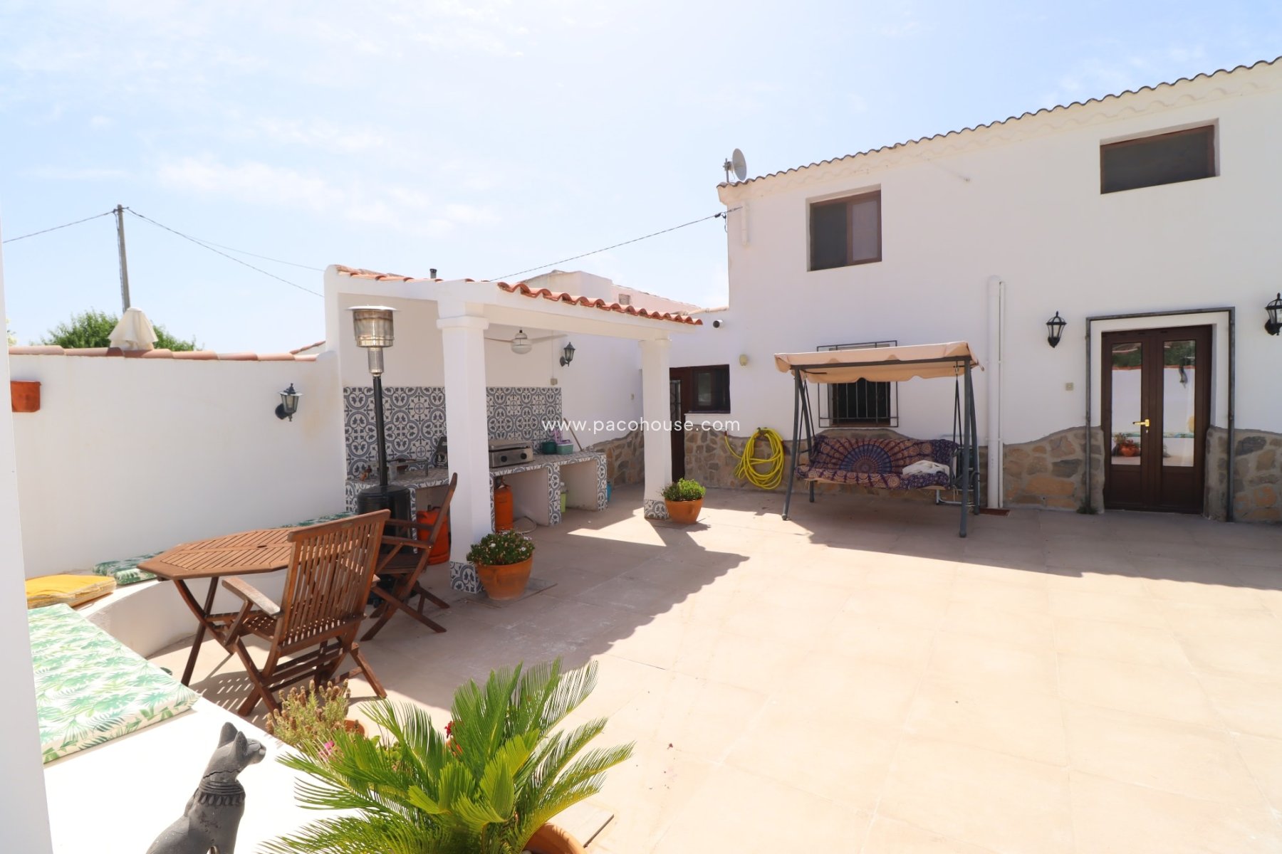 Resale - Country House -
Velez-Rubio