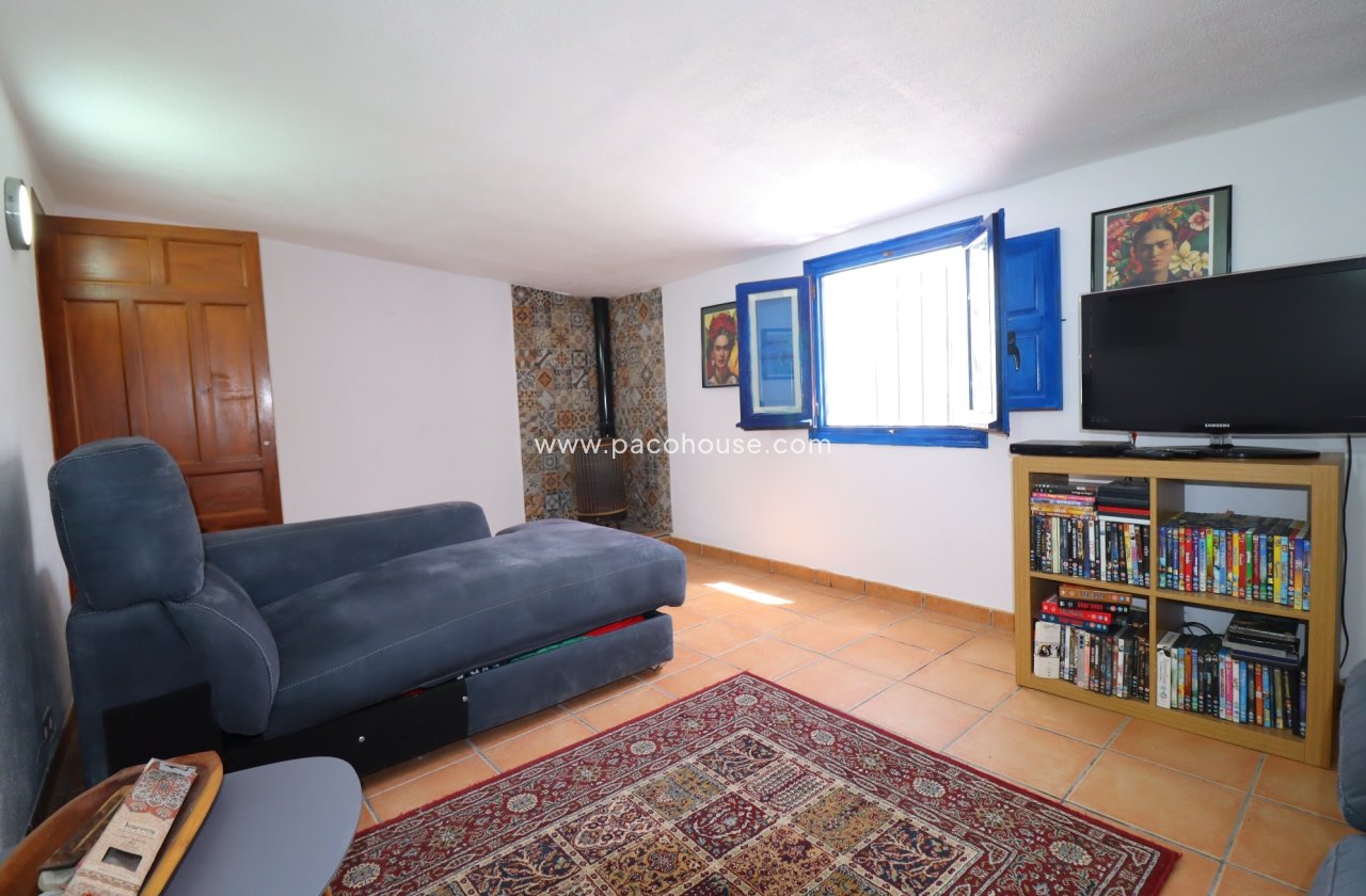 Resale - Country House -
Velez-Rubio