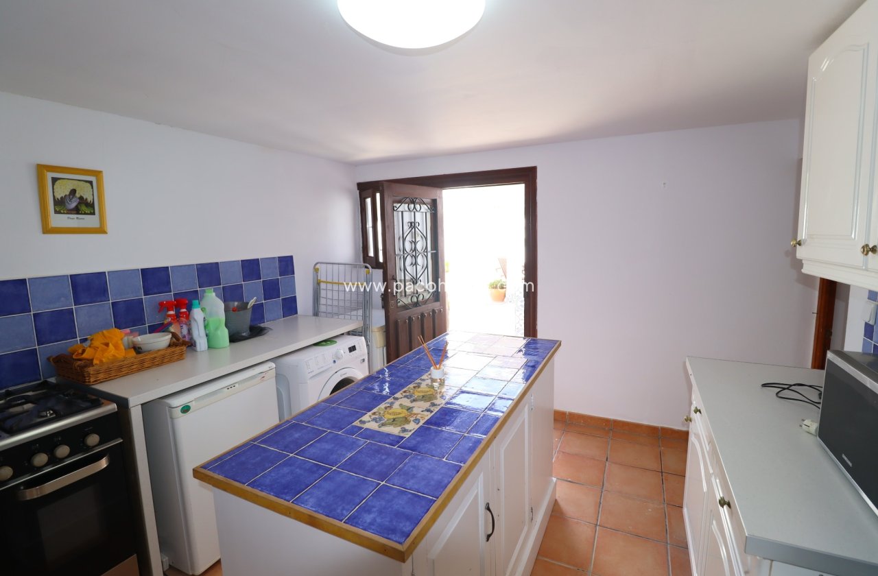 Resale - Country House -
Velez-Rubio