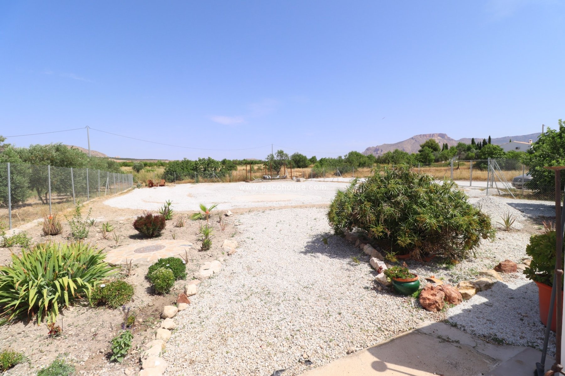 Resale - Country House -
Velez-Rubio