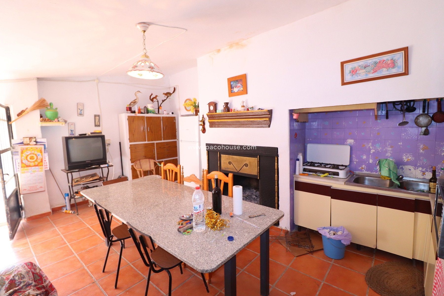Resale - Country House -
Velez-Rubio